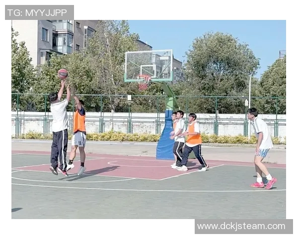 篮球明星亲临校园关爱青少年运动员传递梦想与激情